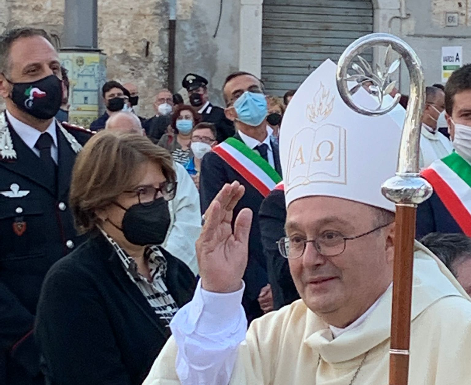 Fotos von der Bischofsweihe von Don Giuseppe Mazzafaro in der Diözese Cerreto Sannita